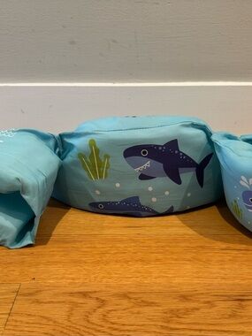 Kids Blue Shark Swim Floatation Vest